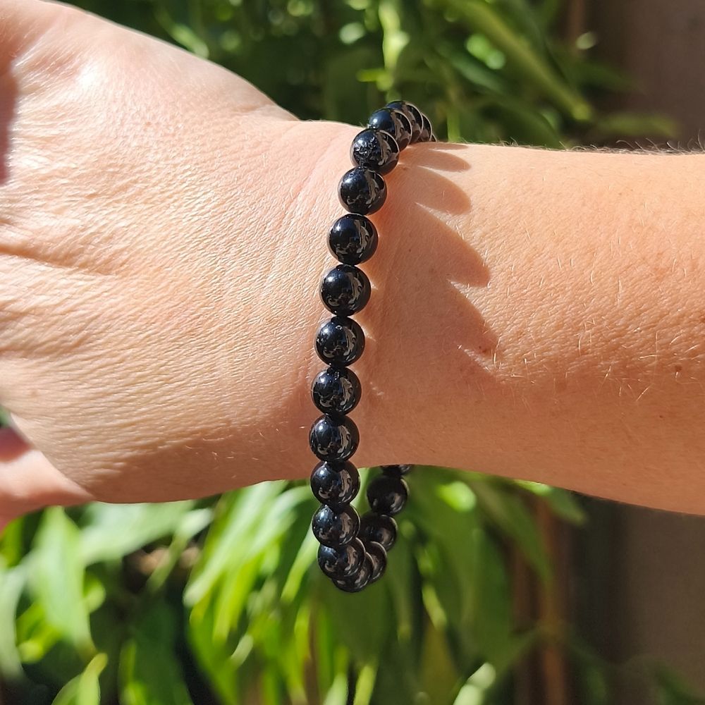 Bracelet tourmaline noire en 8 mm – Image 3